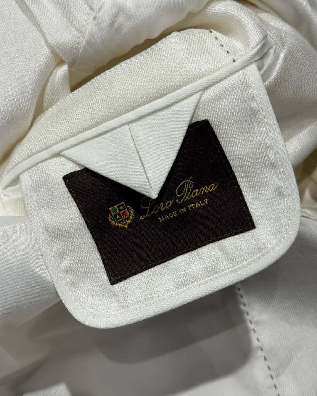 Льняной жилет Loro Piana — изображение 9