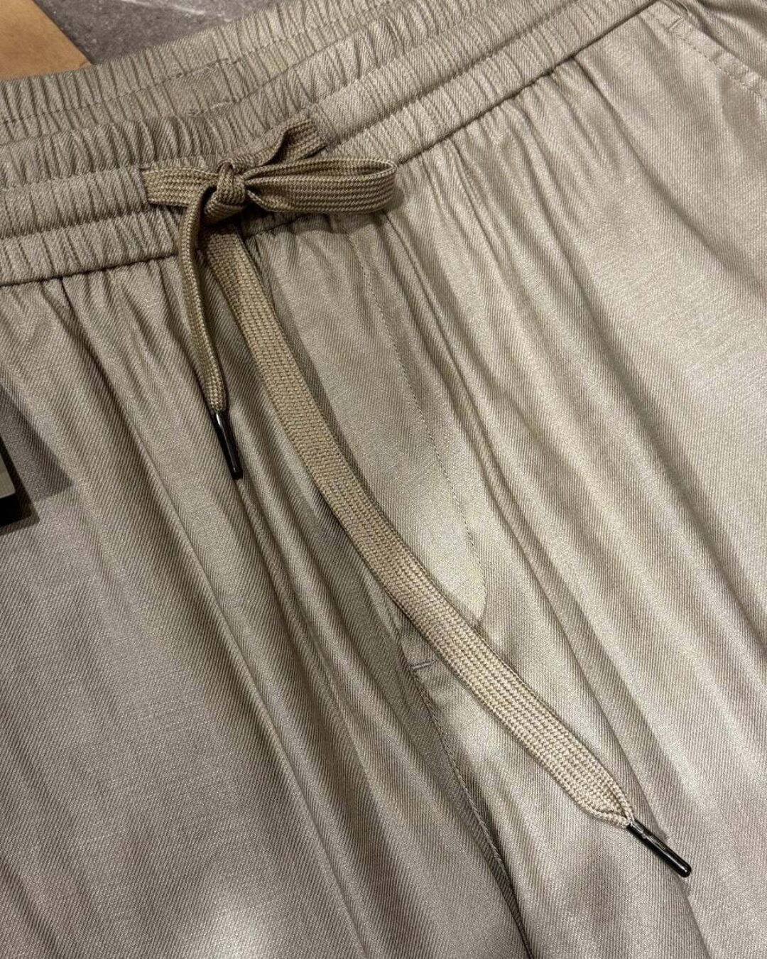 Льняные штаны Tom Ford — изображение 4