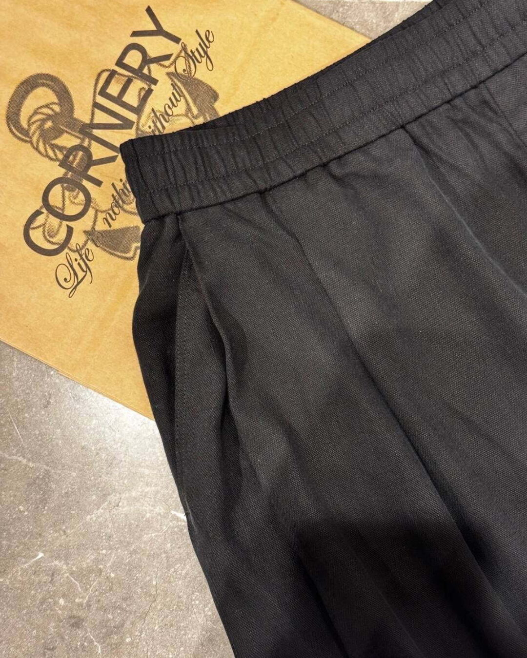 Льняные штаны Loro Piana — изображение 7