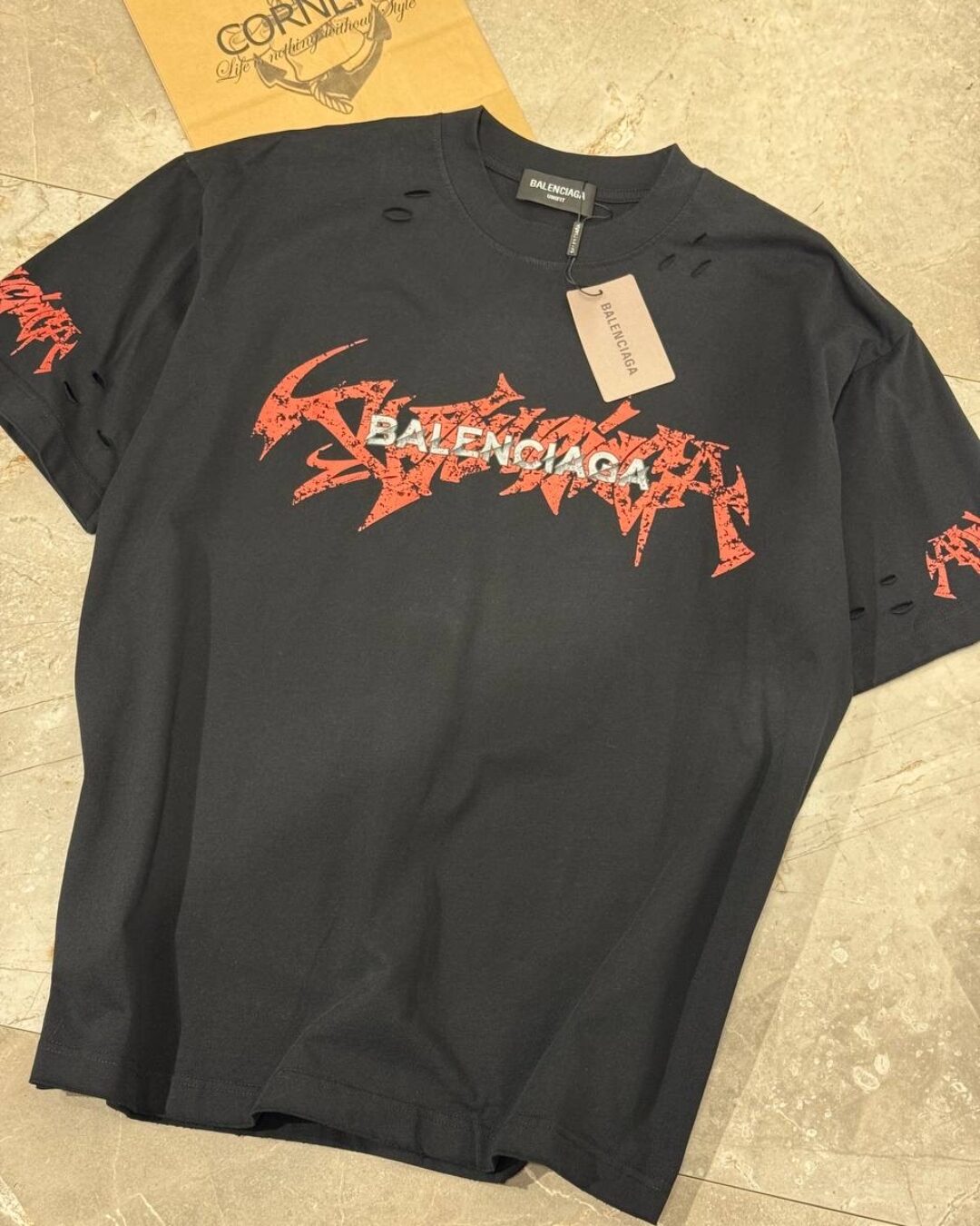 Футболка Balenciaga — изображение 3
