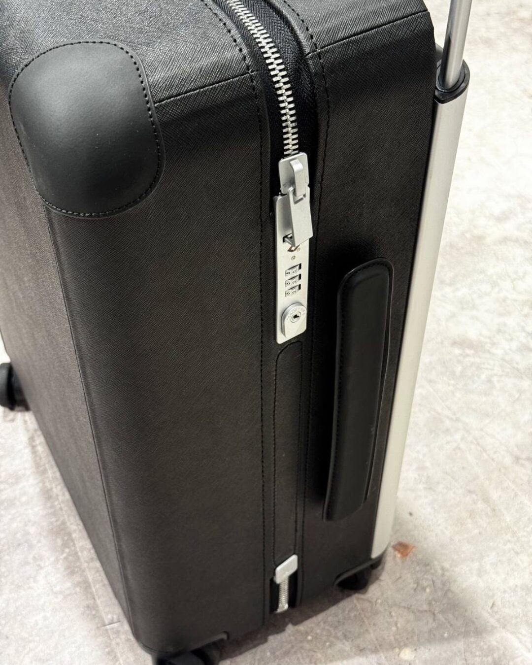 Чемодан Louis Vuitton — изображение 5