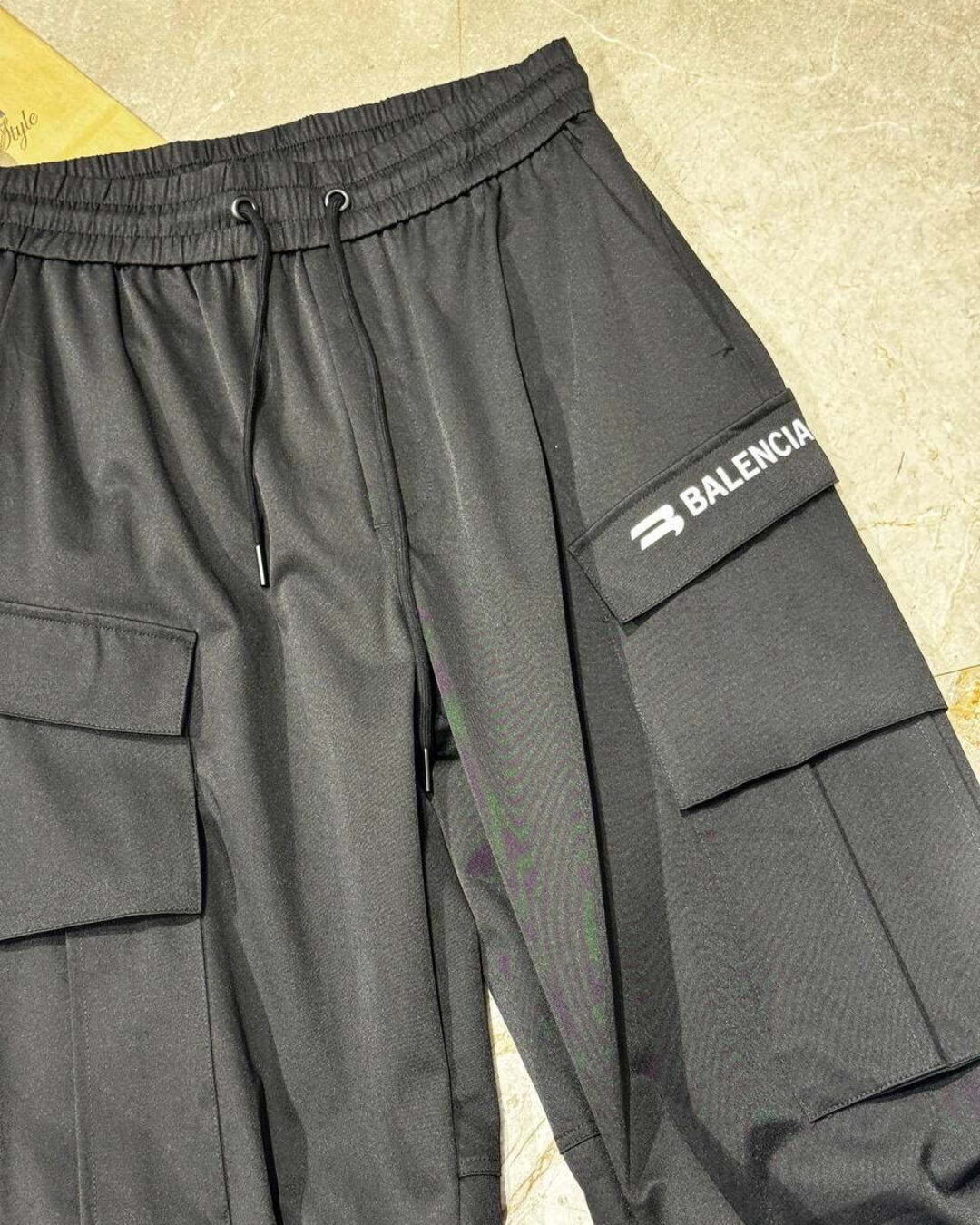 Штаны Balenciaga — изображение 4