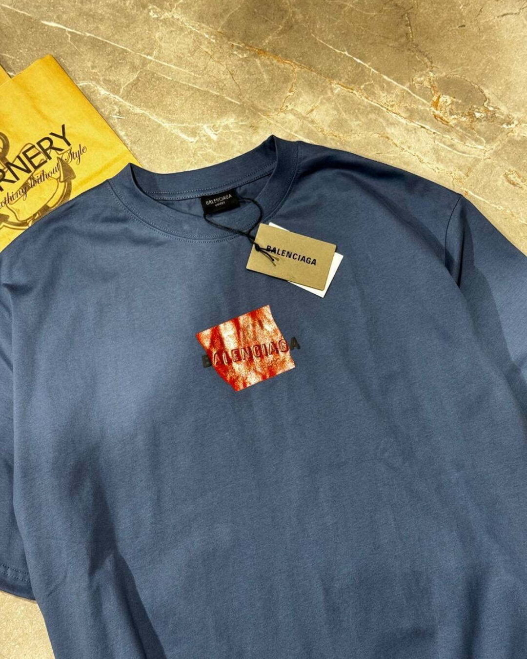 Футболка Balenciaga — изображение 5