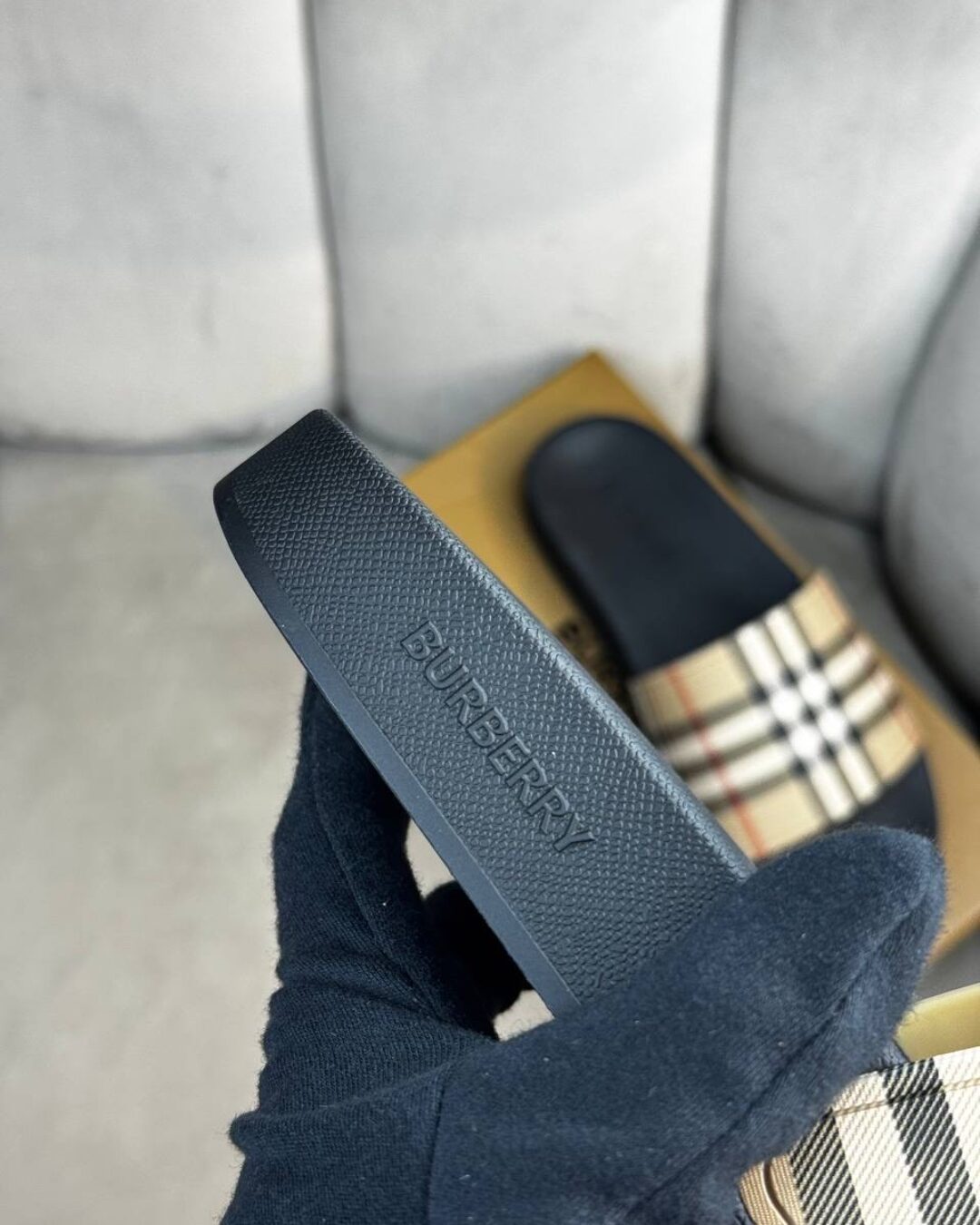 Тапки Burberry — изображение 7