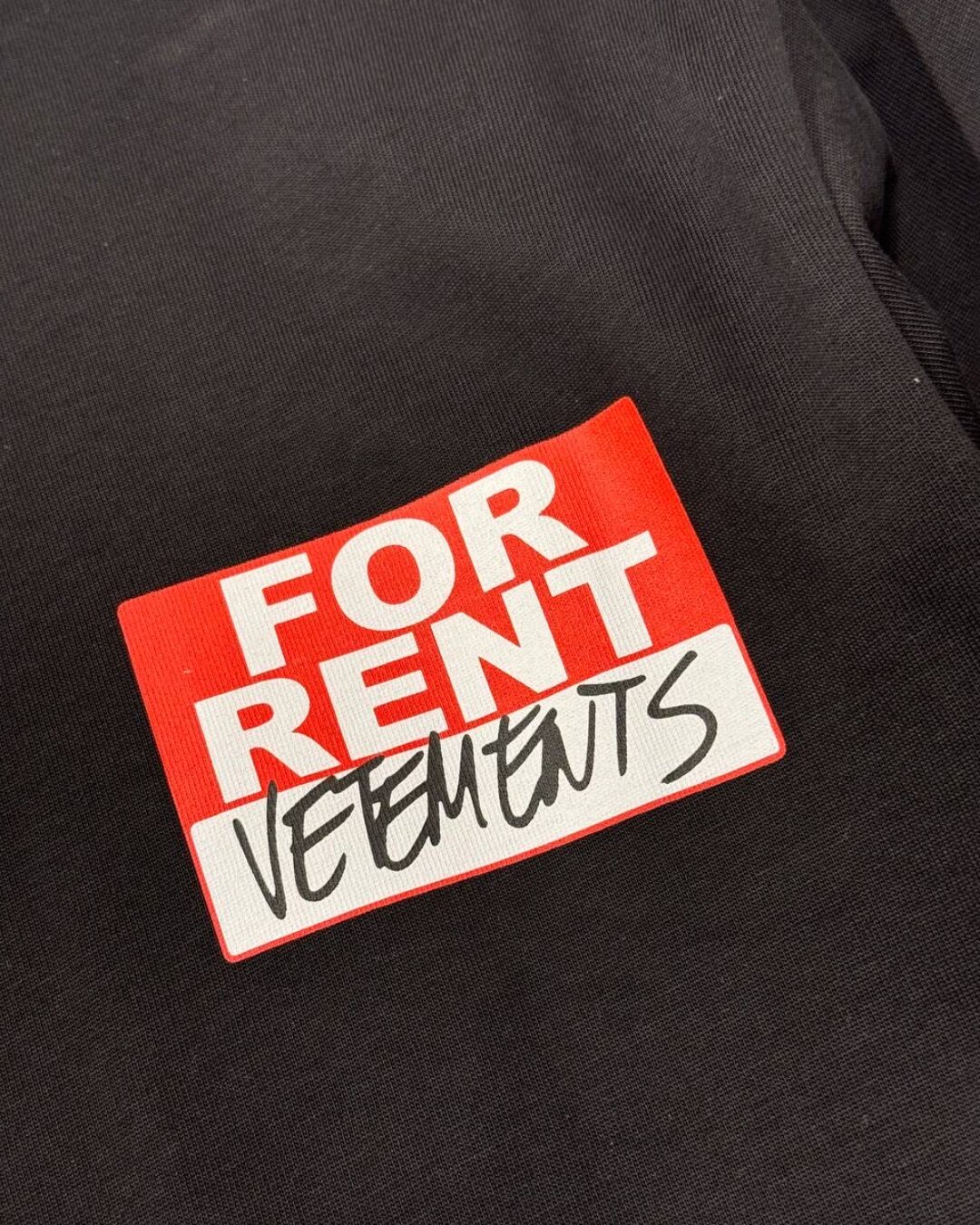 Футболка Vetements For Rent — изображение 6