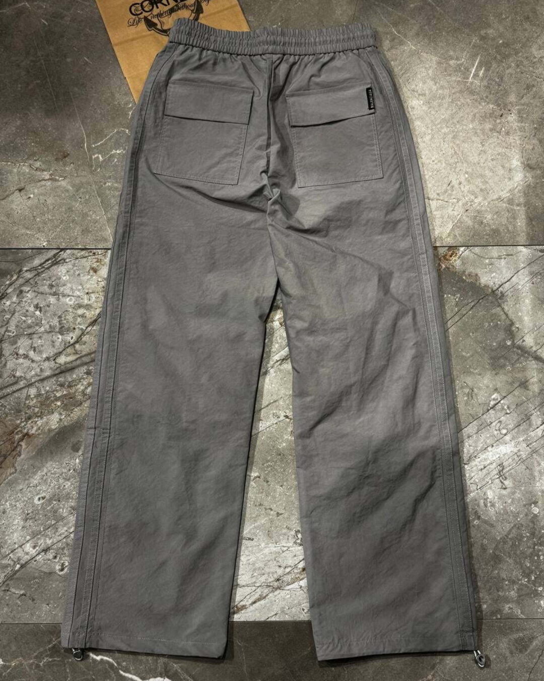 Штаны Balenciaga — изображение 3