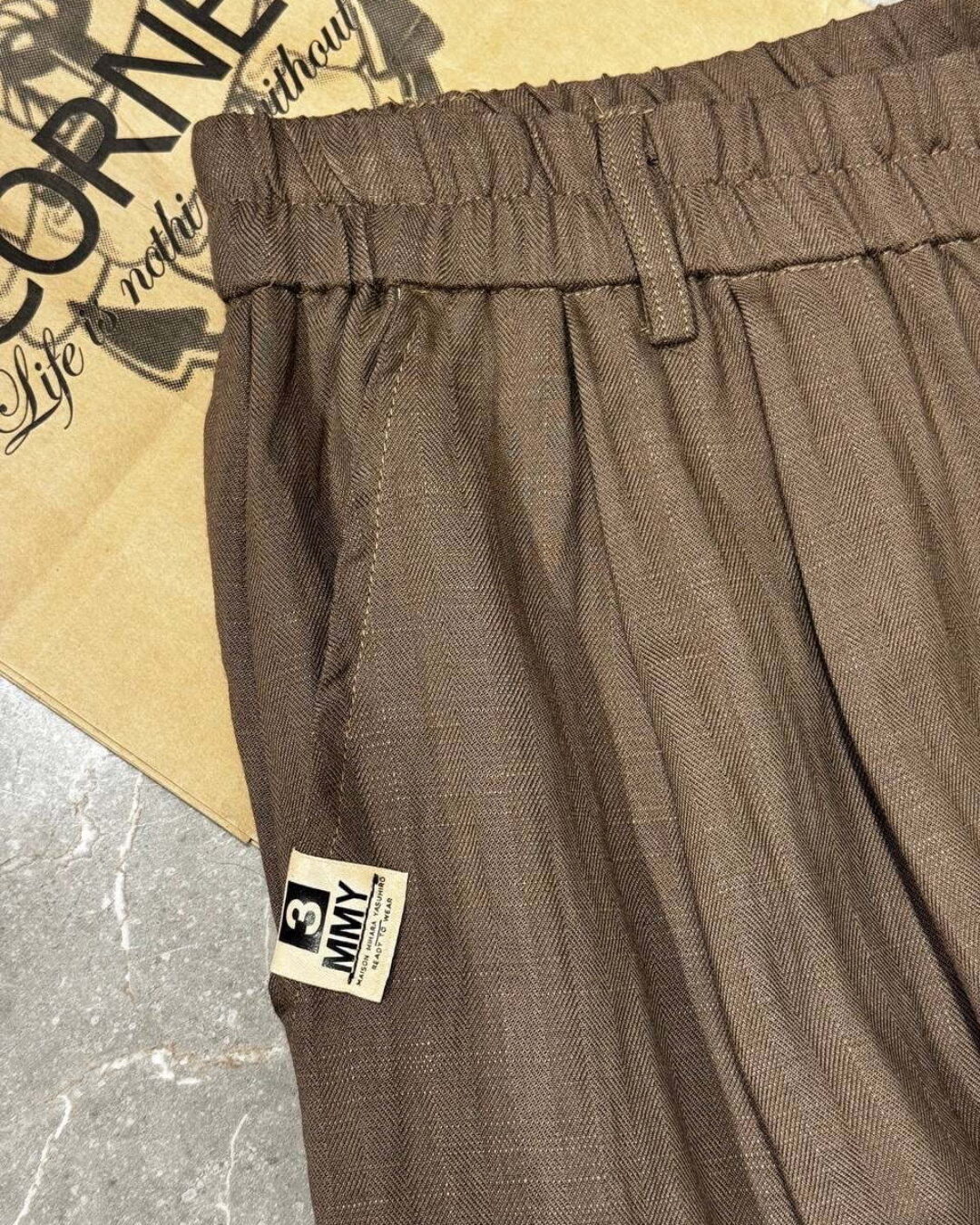 Льняные штаны Maison Mihara — изображение 9