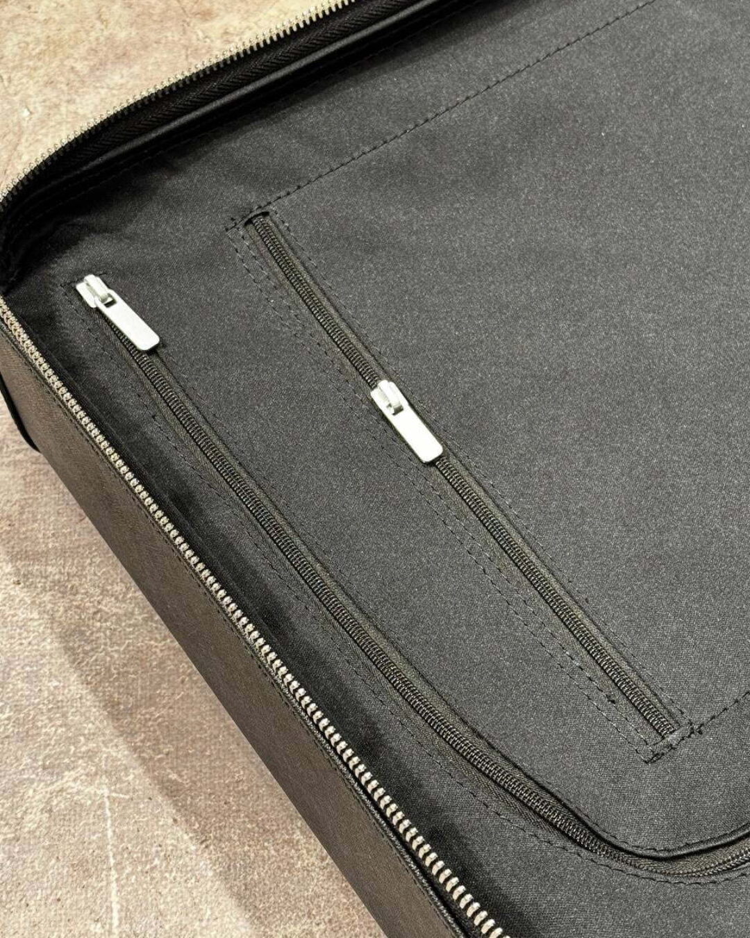 Чемодан Louis Vuitton — изображение 6