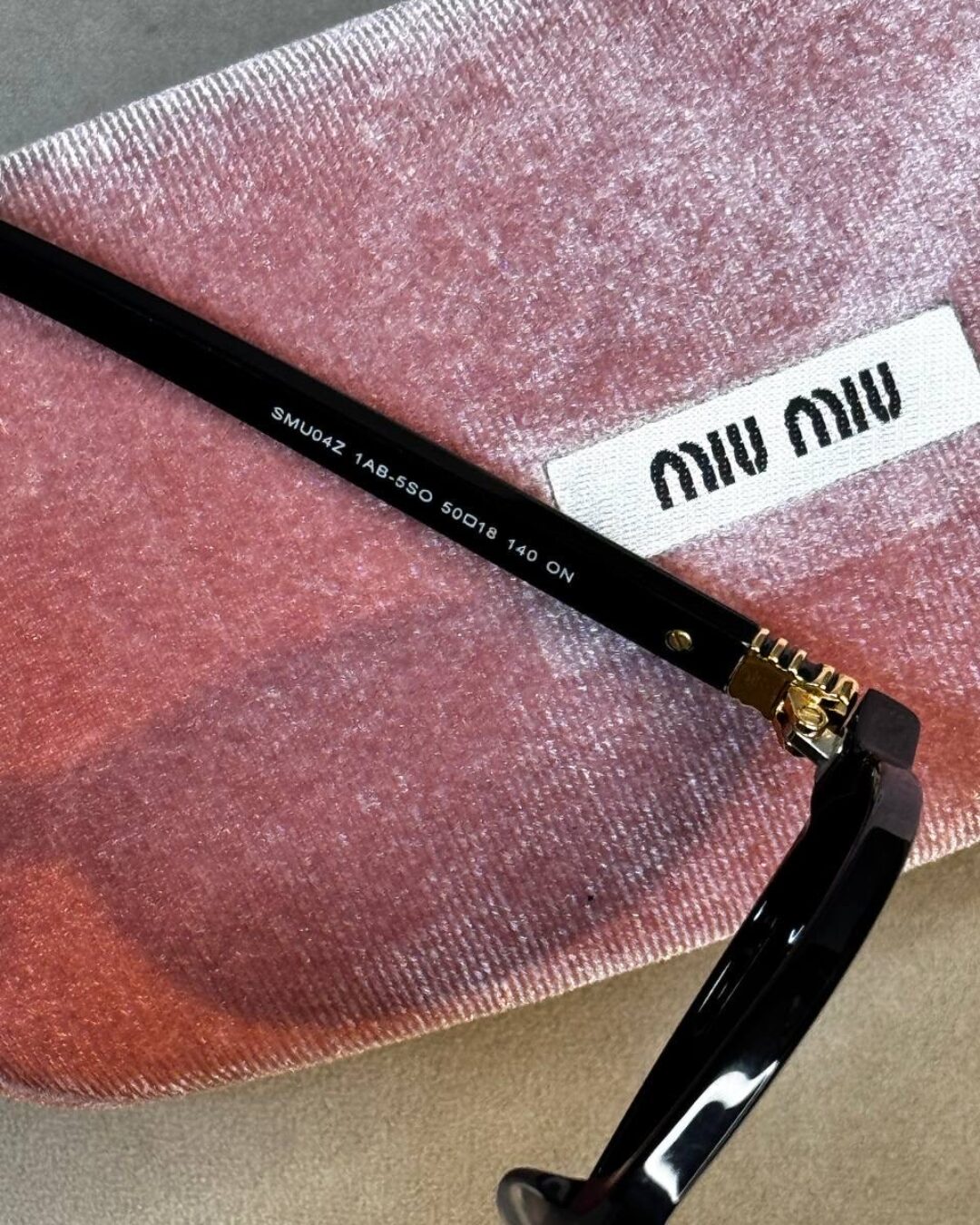 Очки Miu Miu — изображение 7