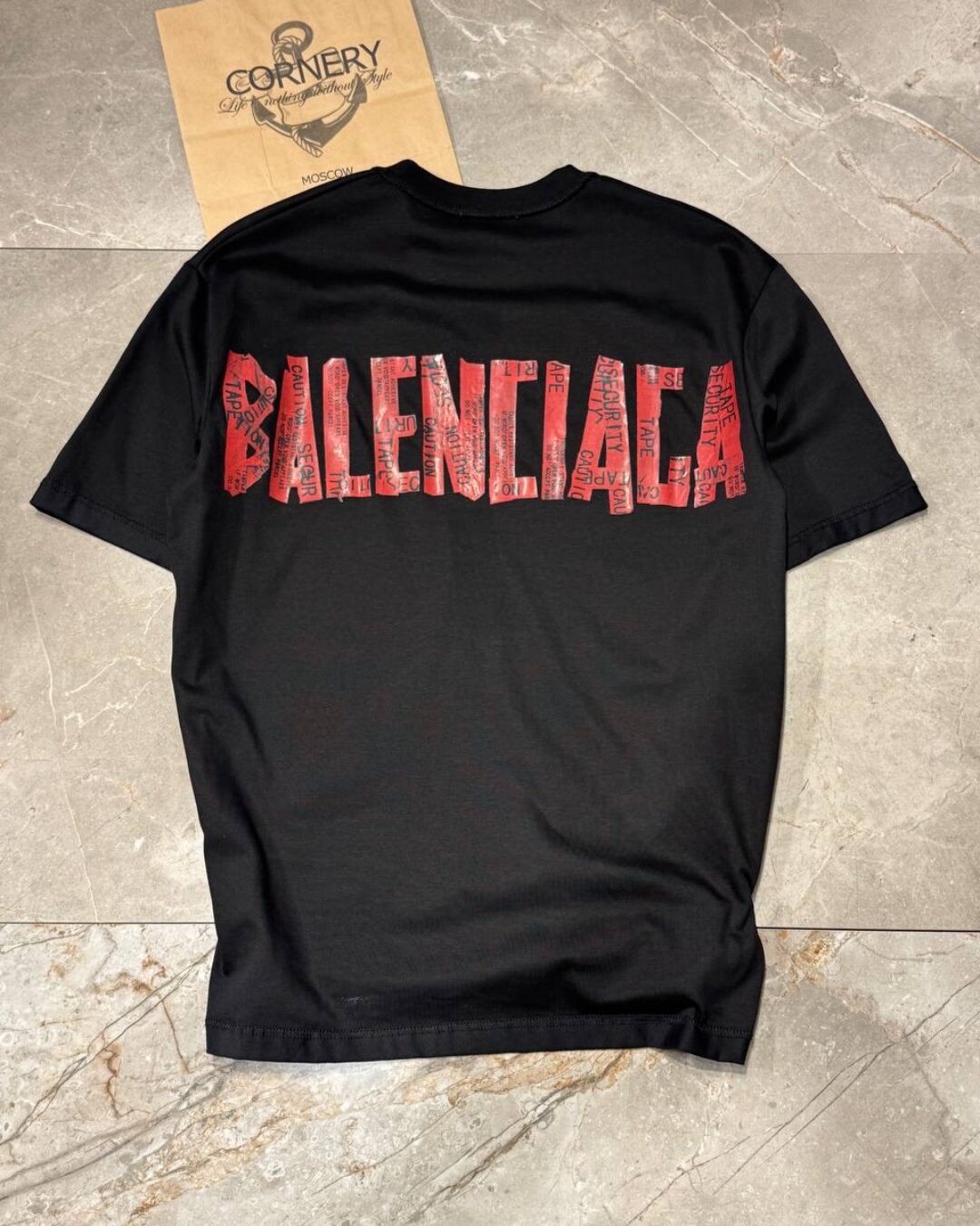 Футболка Balenciaga — изображение 2