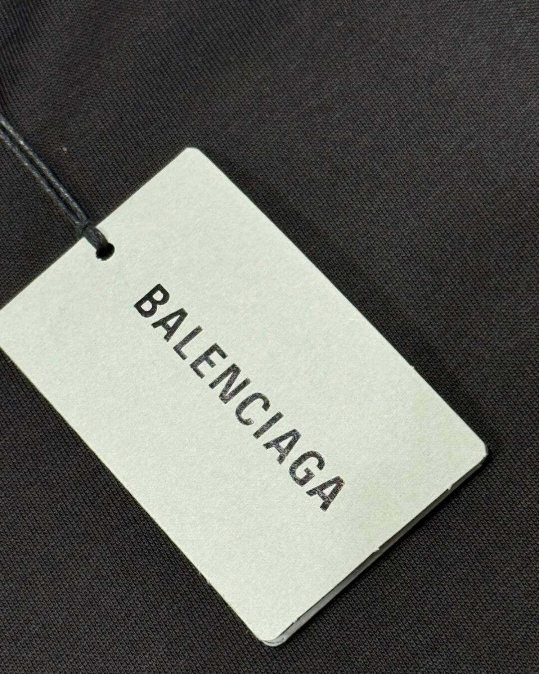 Футболка Balenciaga — изображение 7
