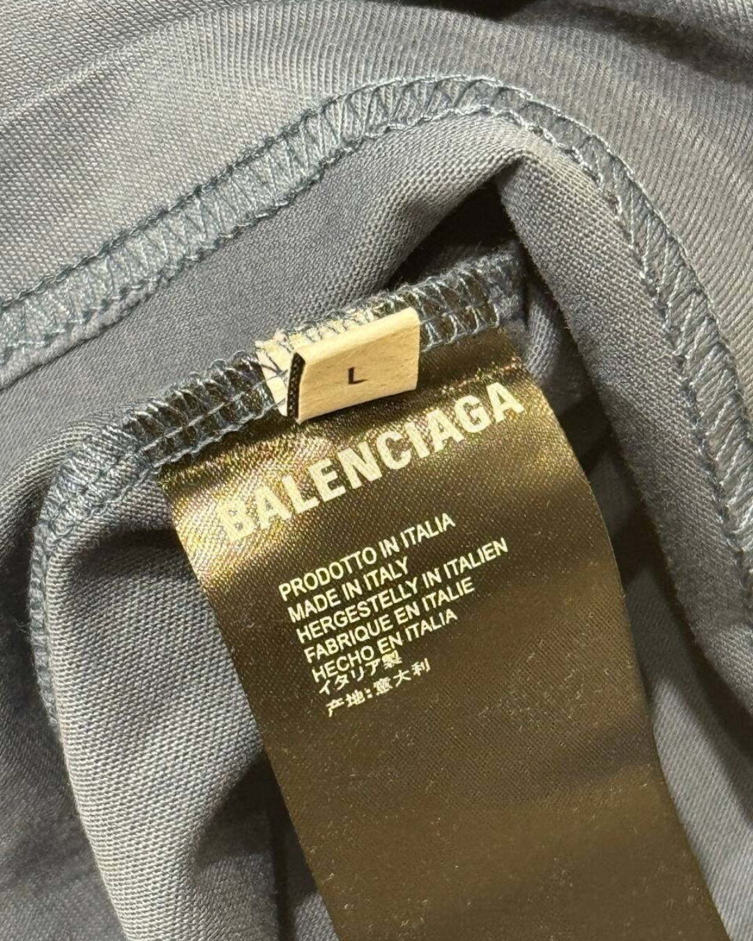 Футболка Balenciaga — изображение 9