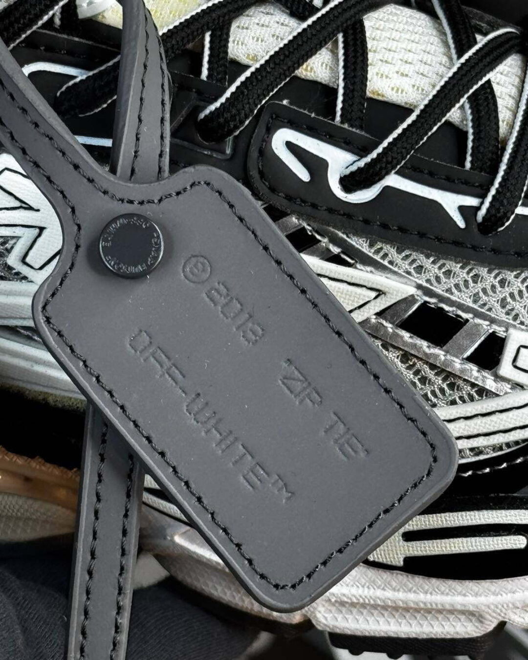 Кроссовки Off White — изображение 7