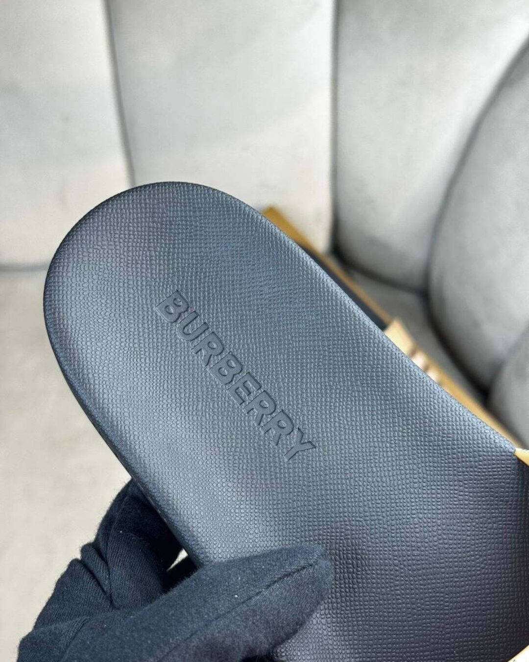 Тапки Burberry — изображение 3