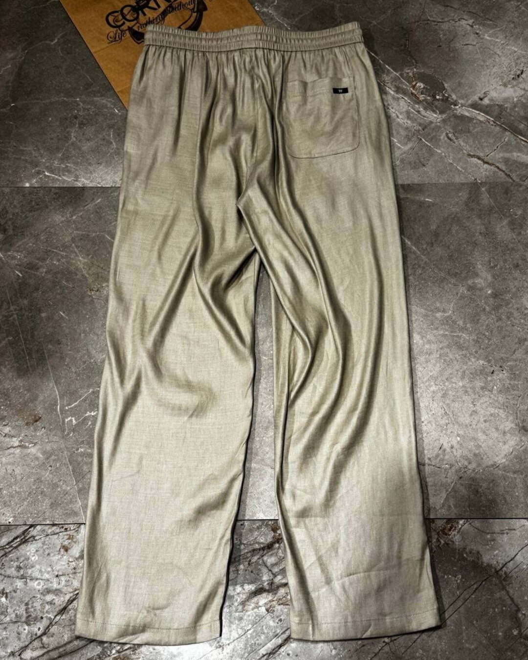 Льняные штаны Tom Ford — изображение 3