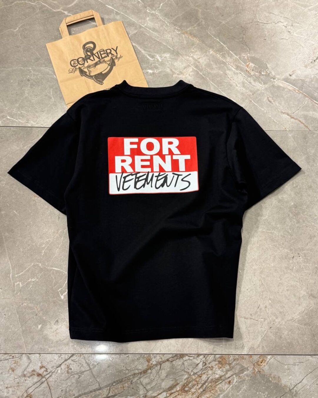 Футболка Vetements For Rent — изображение 2