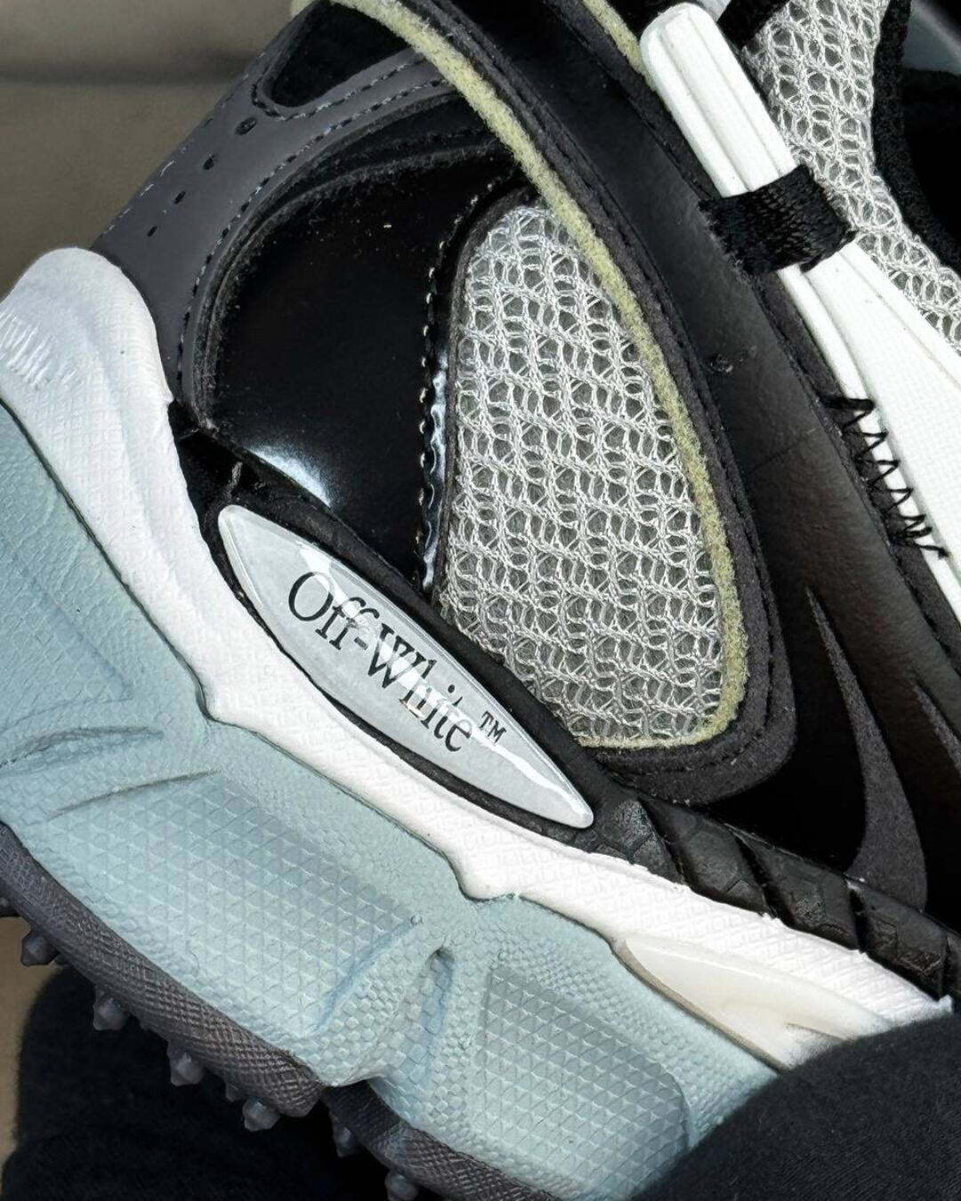 Кроссовки Off White — изображение 5