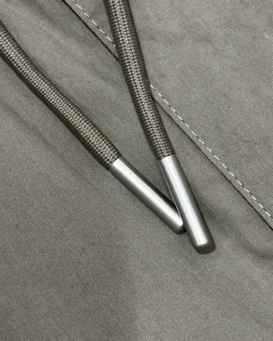 Штаны Maison Mihara — изображение 5