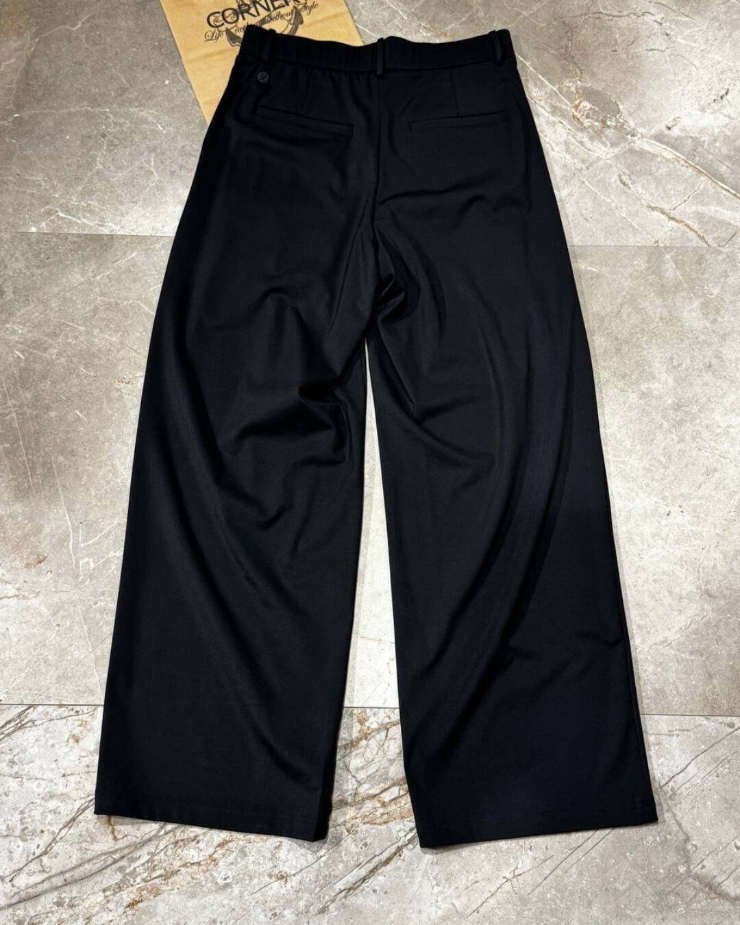 Штаны Lululemon — изображение 2