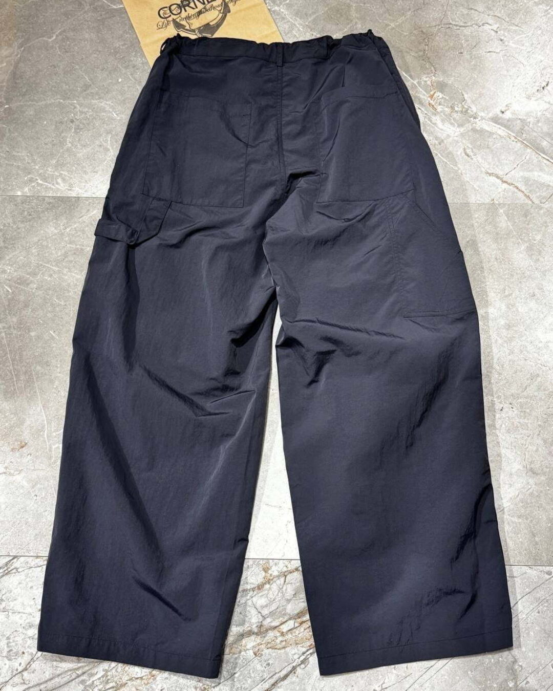 Штаны Maison Mihara — изображение 2