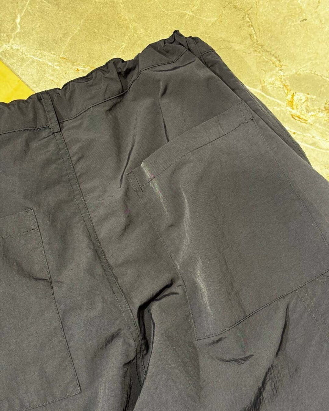 Штаны Maison Mihara — изображение 9