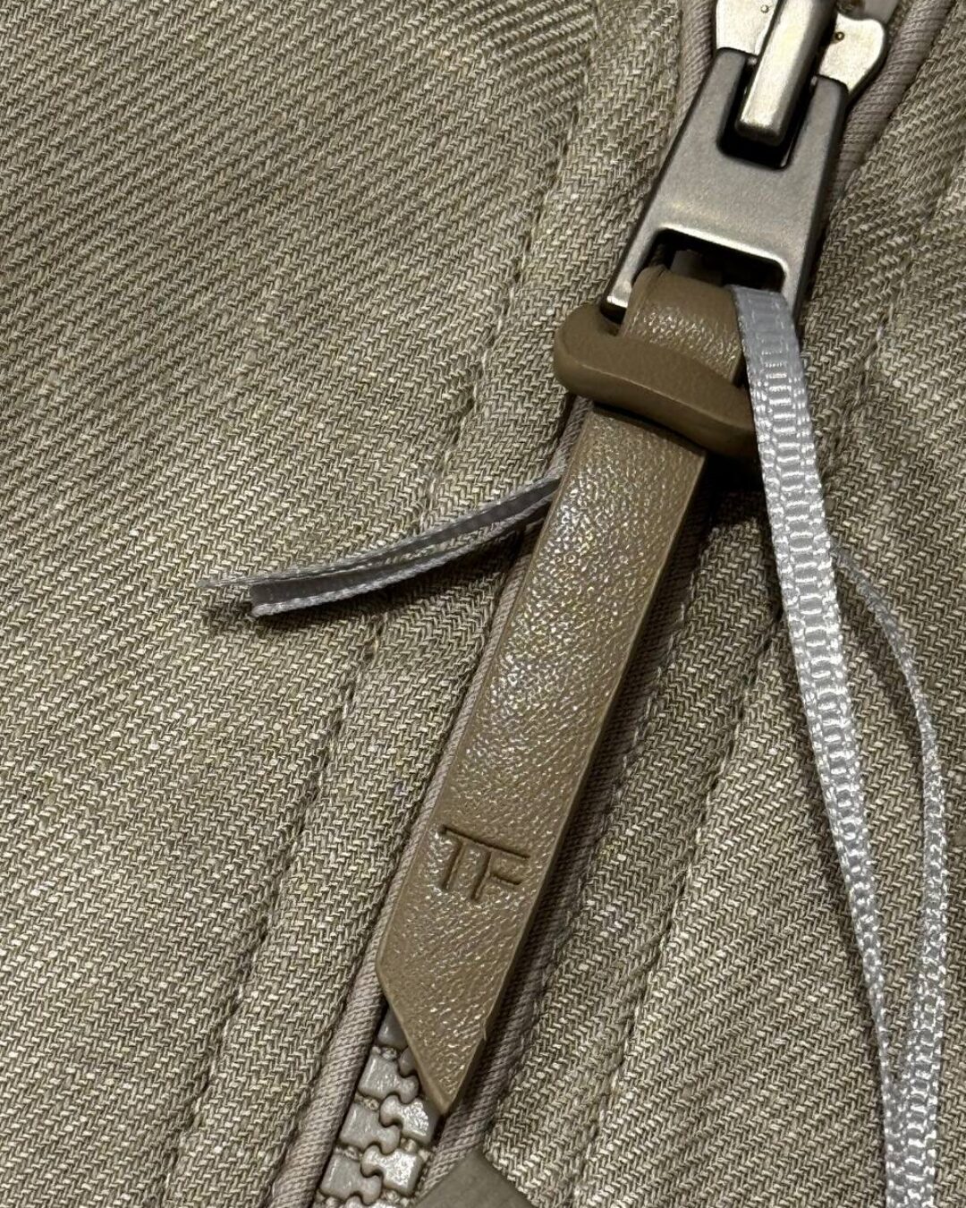 Льняная рубашка Tom Ford — изображение 5