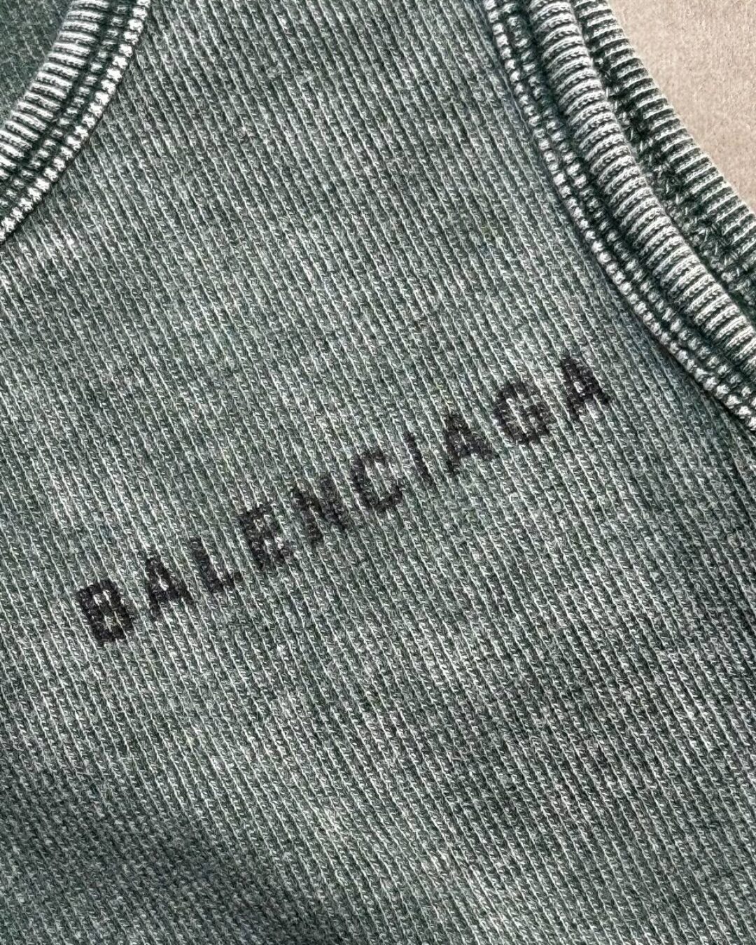 Майка Balenciaga — изображение 7