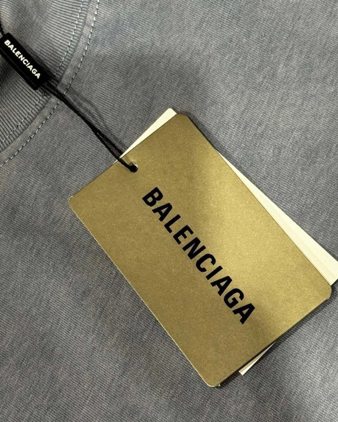 Футболка Balenciaga — изображение 6