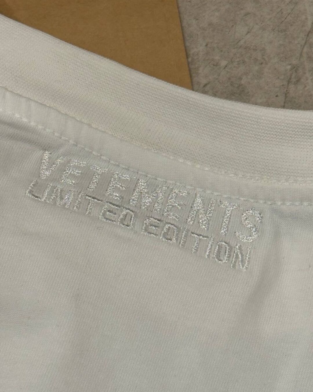 Футболка Vetements You'r Basic T-Shirt — изображение 7