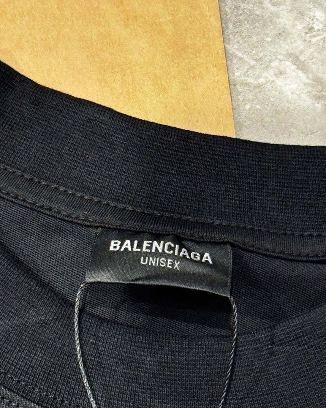 Футболка Balenciaga — изображение 8