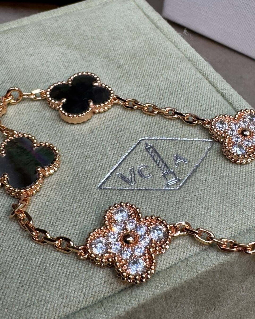 Браслет Van Cleef & Arpels Vintage Alhambra — изображение 8