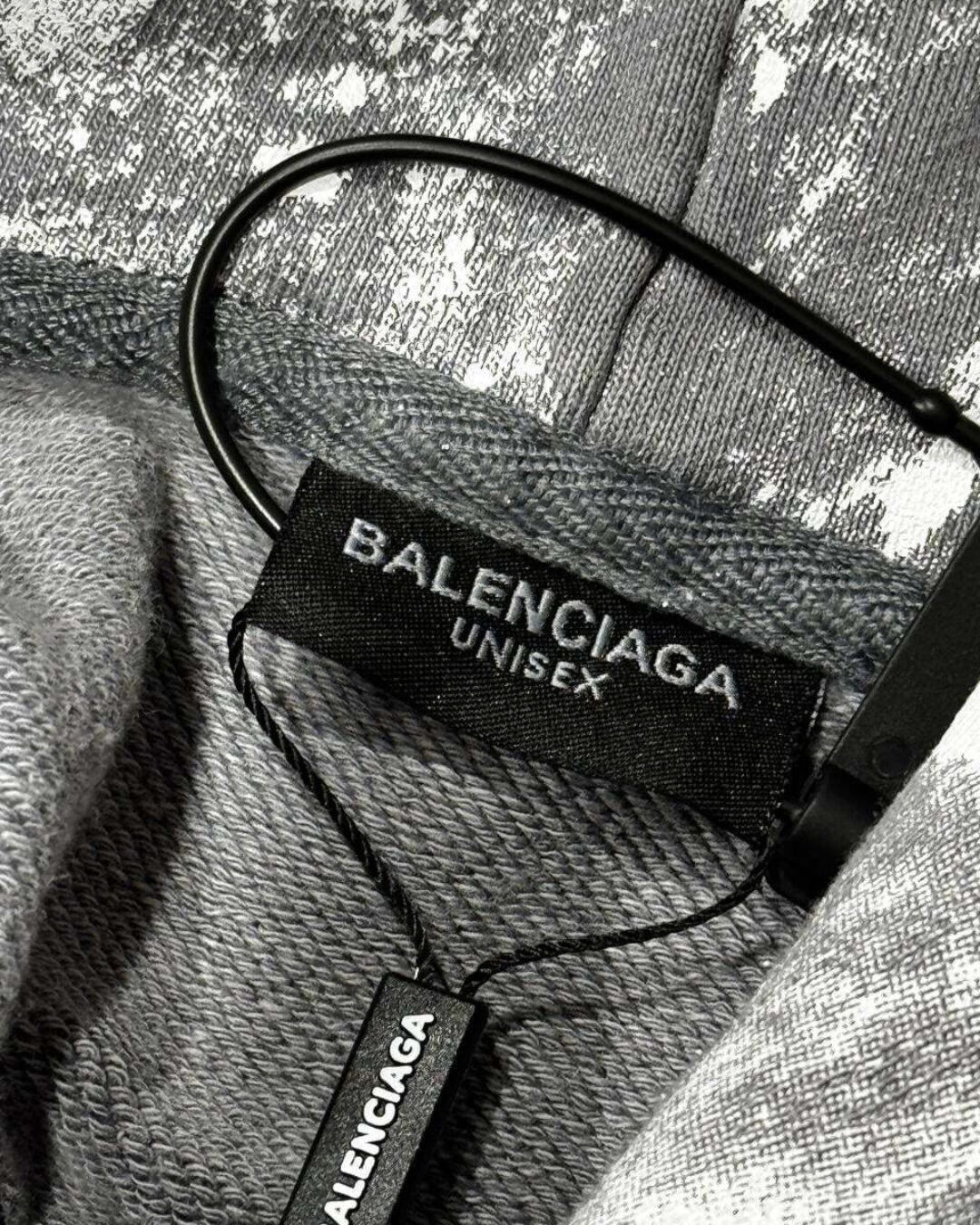 Худи Balenciaga — изображение 8