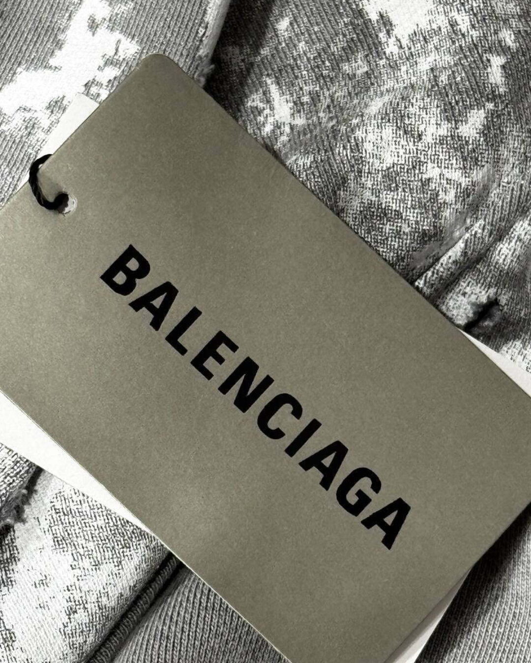 Худи Balenciaga — изображение 7
