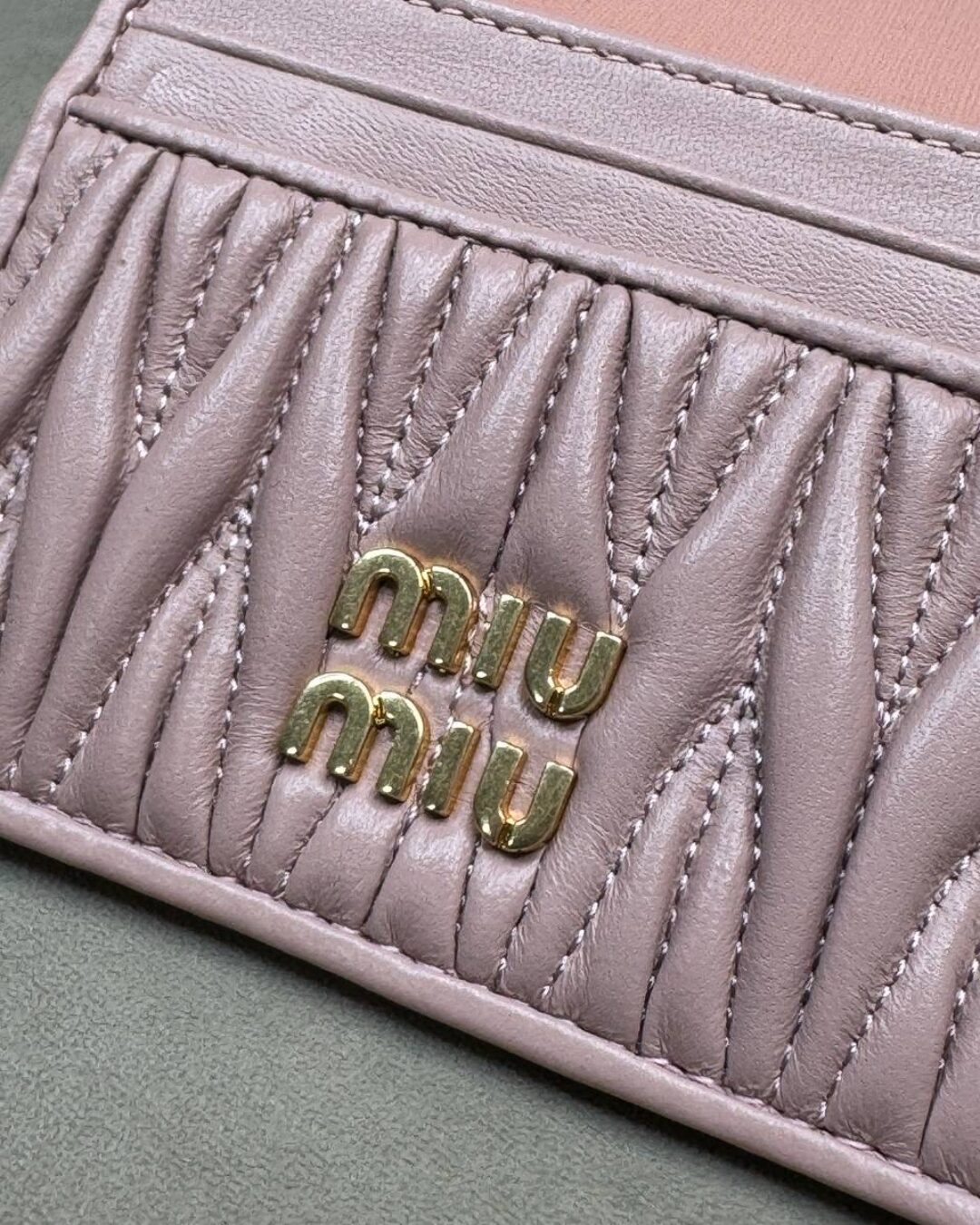 Картхолдер Miu Miu — изображение 3