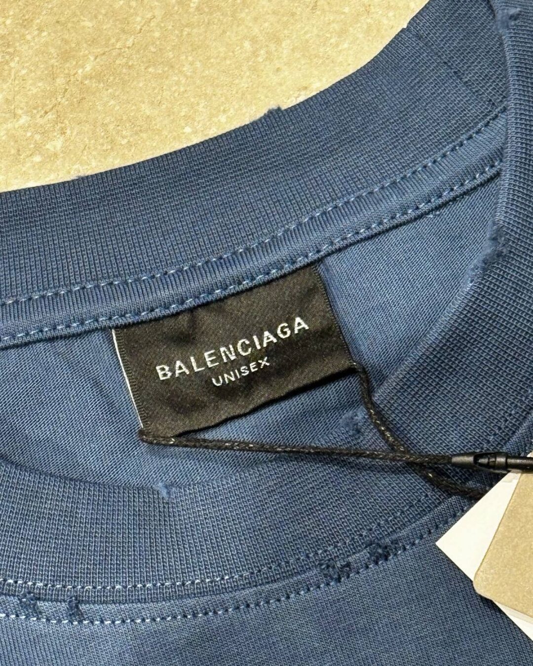 Футболка Balenciaga — изображение 3