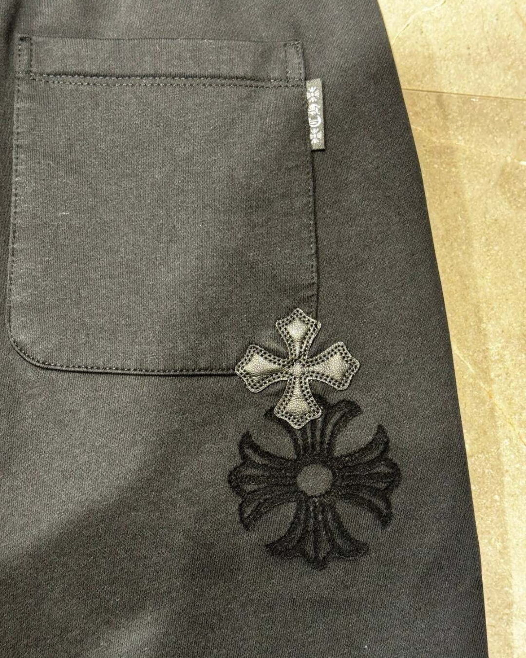 Шорты Chrome Hearts — изображение 7