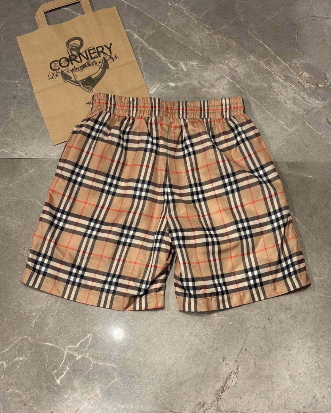 Шорты Burberry — изображение 2