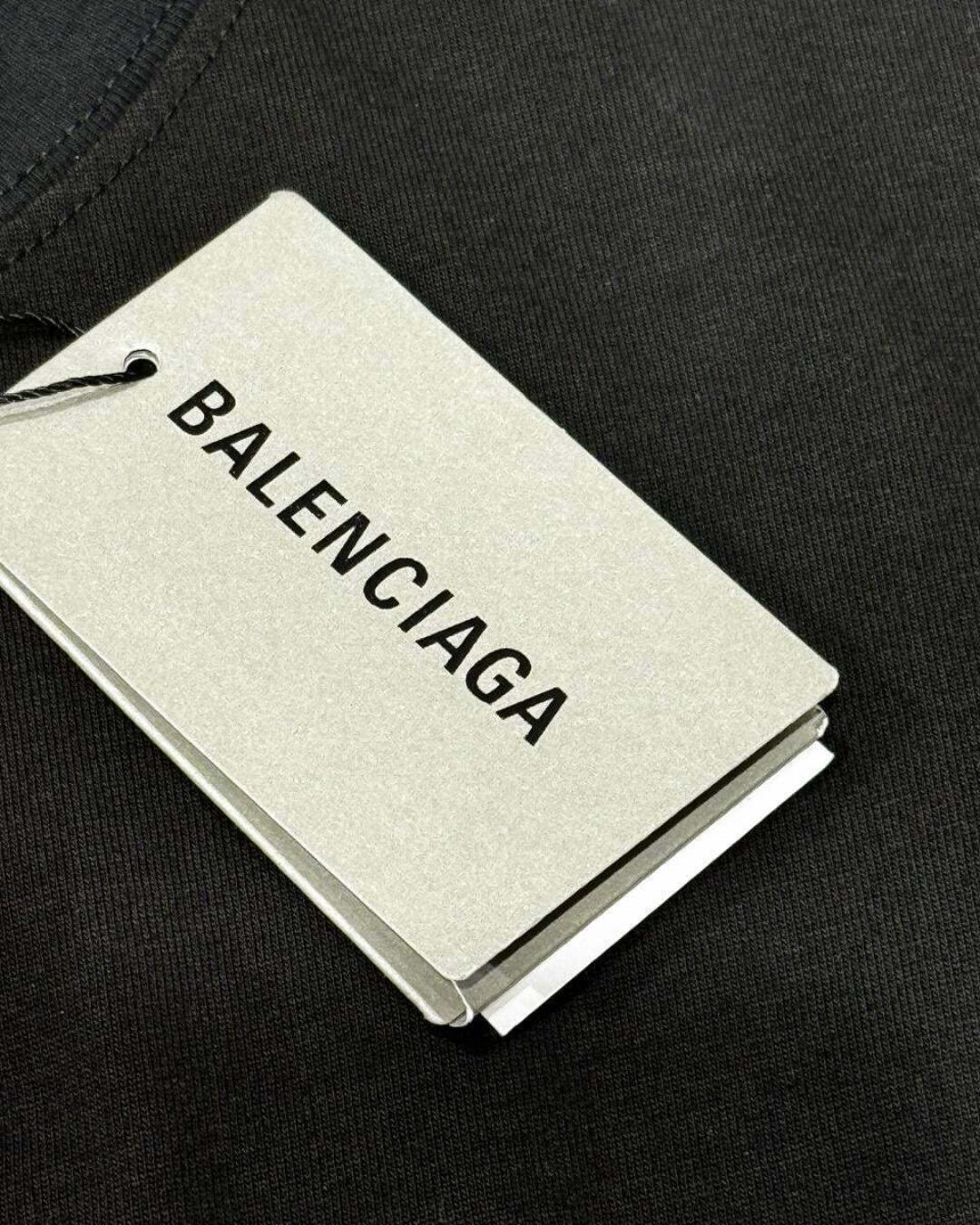Футболка Balenciaga — изображение 7