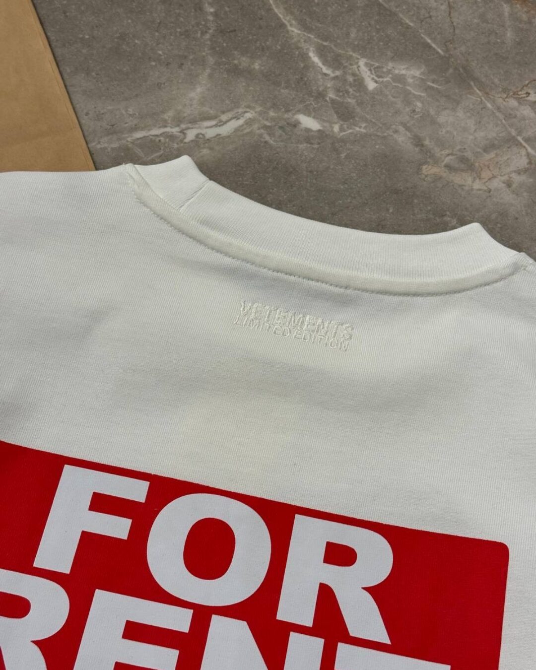 Футболка Vetements For Rent — изображение 8