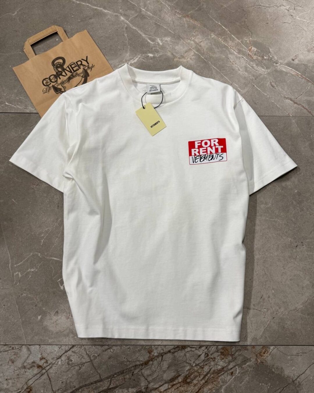 Футболка Vetements For Rent — изображение 3