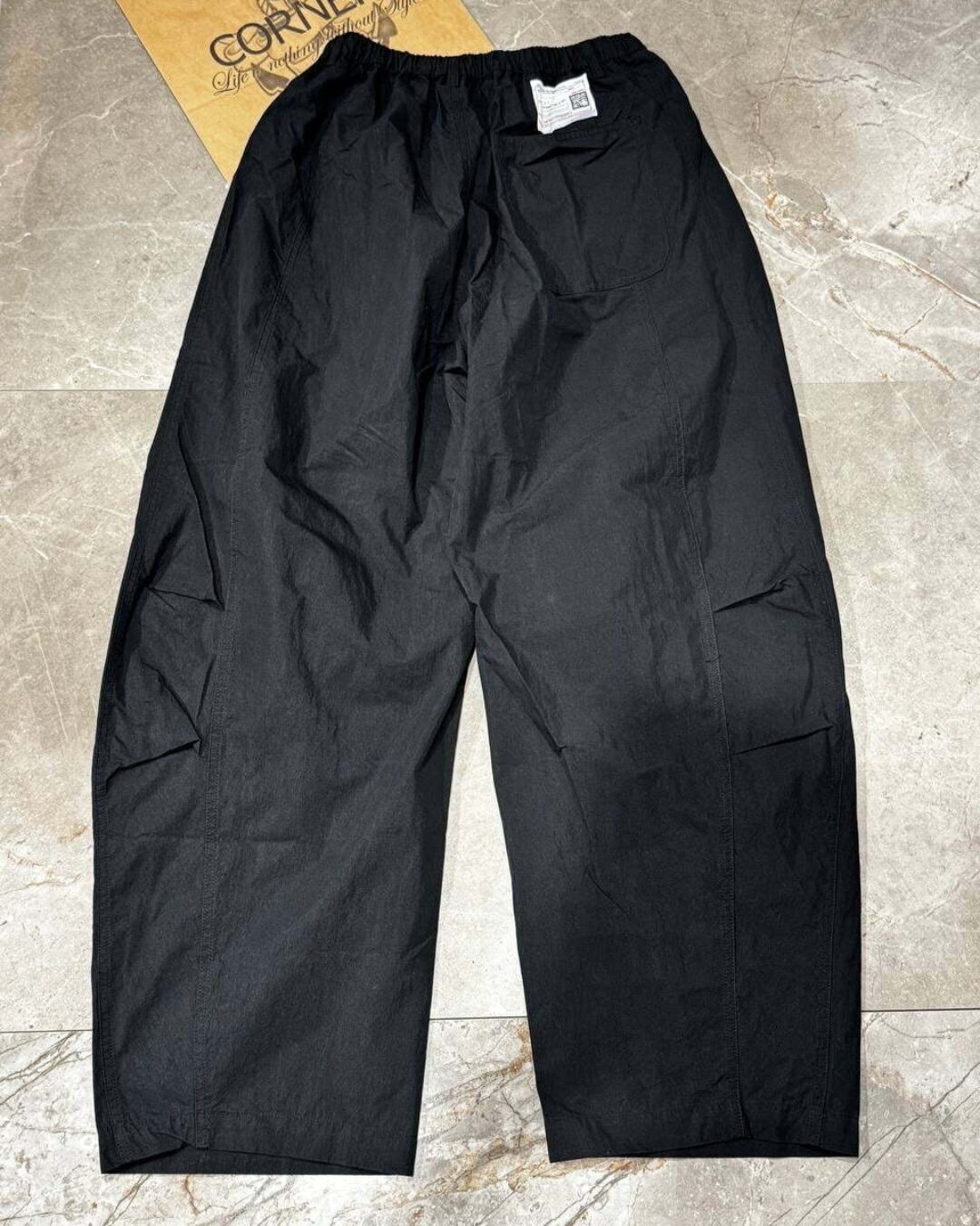 Штаны Maison Mihara — изображение 2