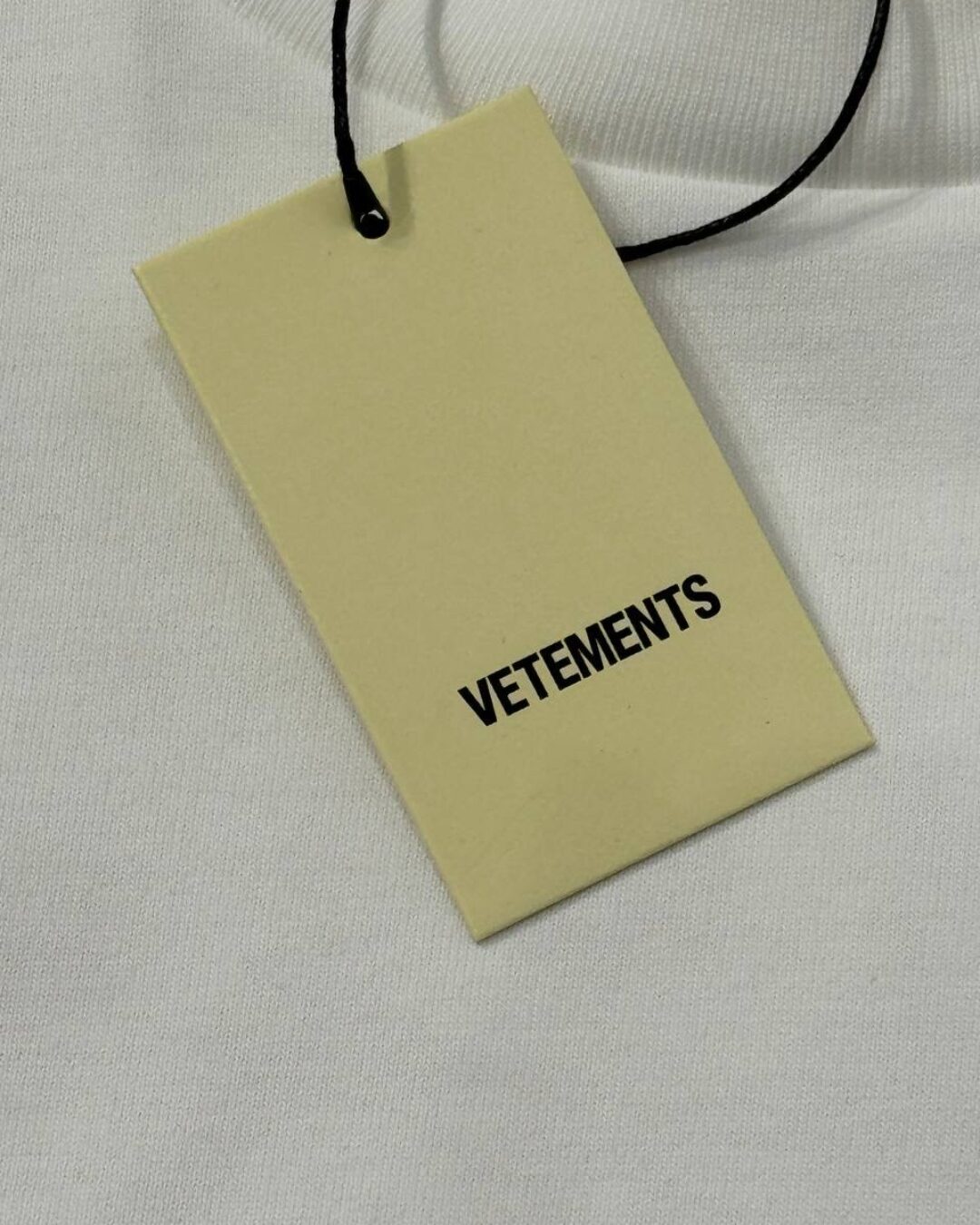 Футболка Vetements For Rent — изображение 6