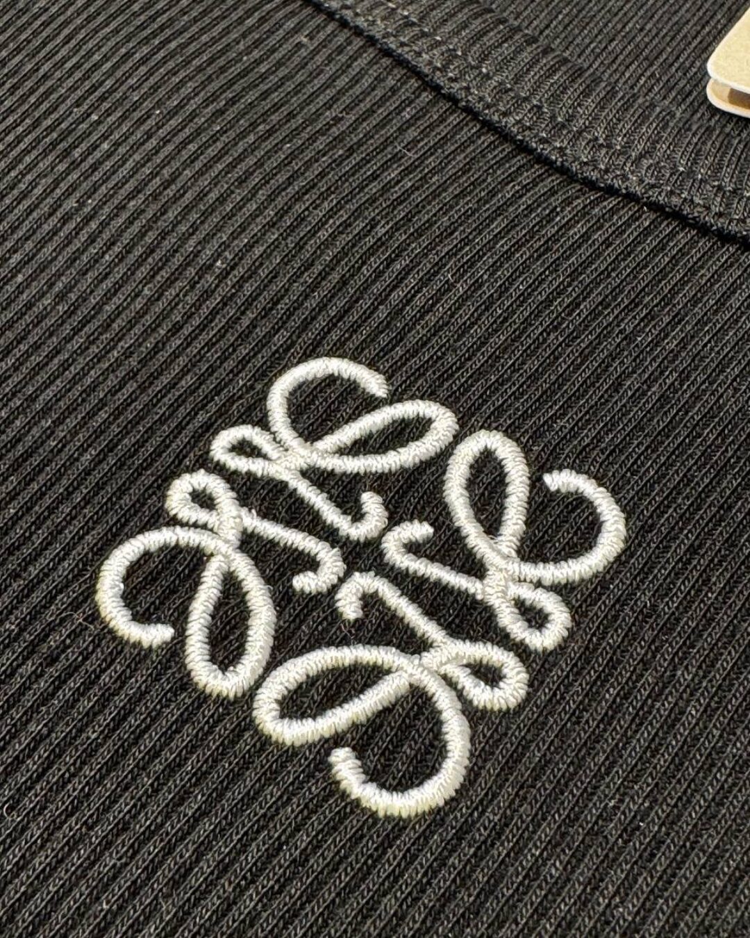 Майка Loewe — изображение 10