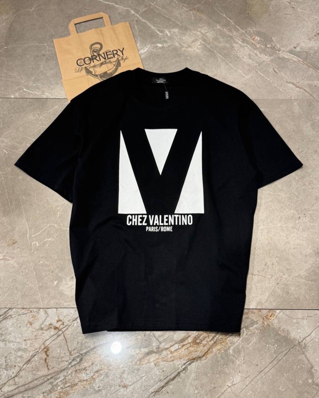 Футболка Valentino
