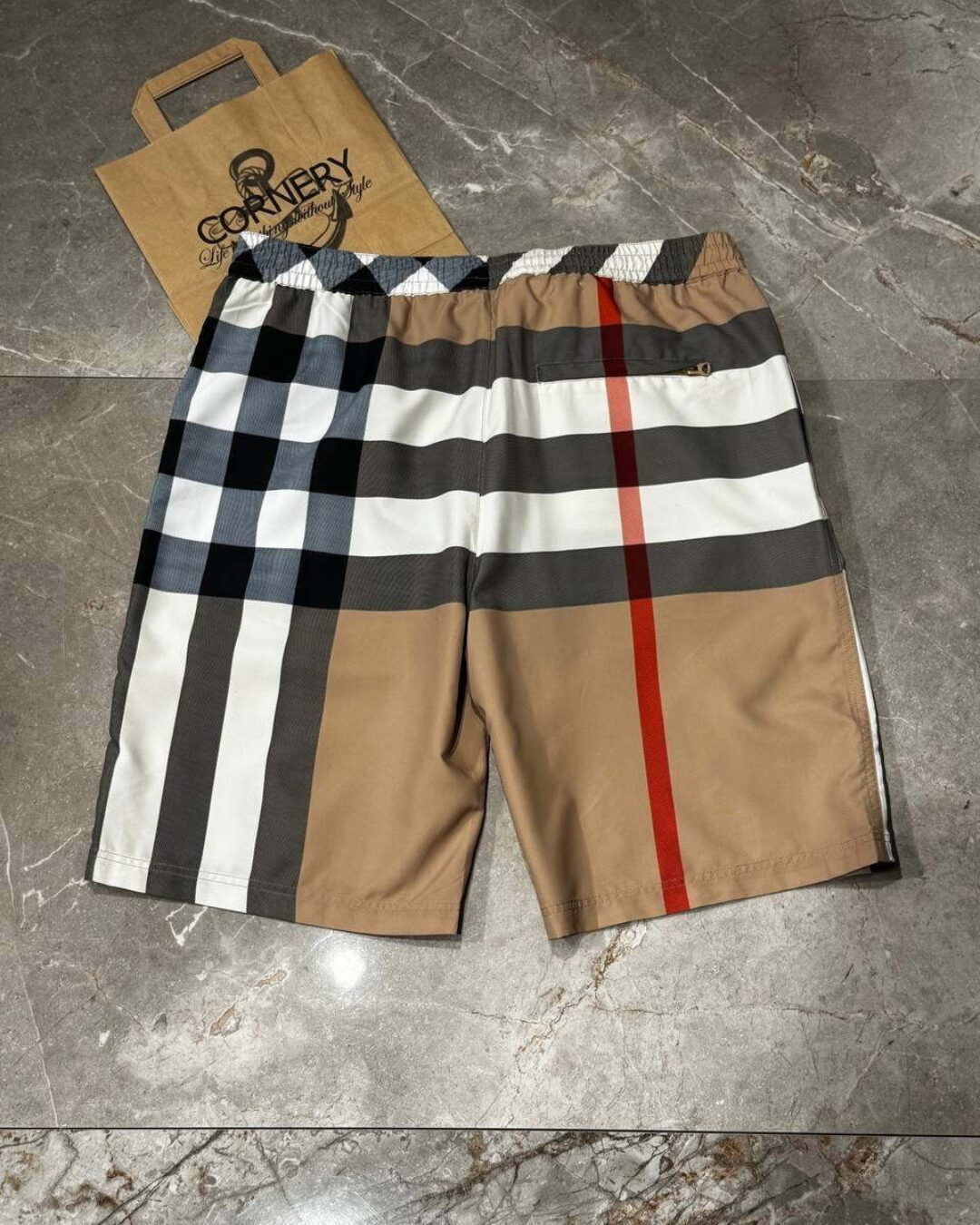 Шорты Burberry — изображение 2