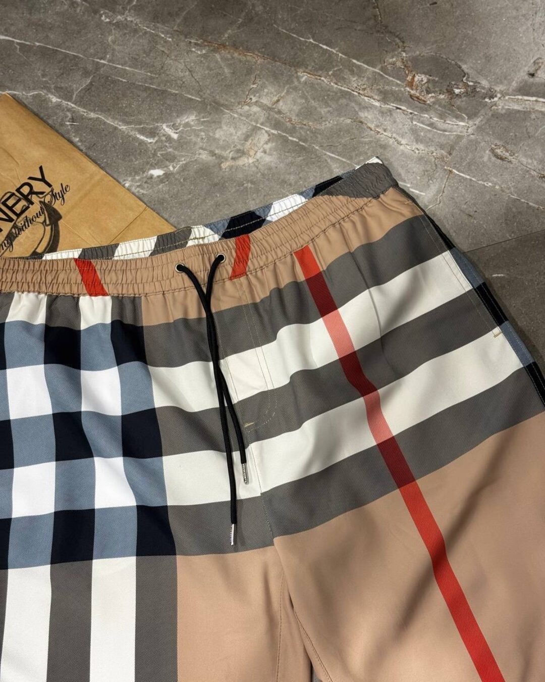 Шорты Burberry — изображение 4