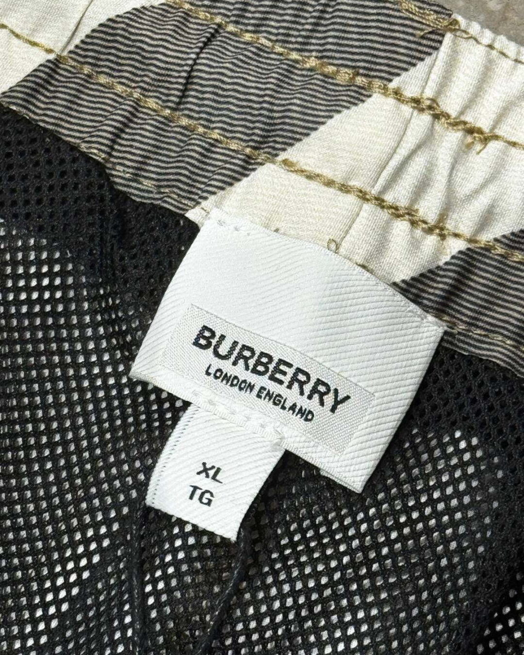 Шорты Burberry — изображение 9