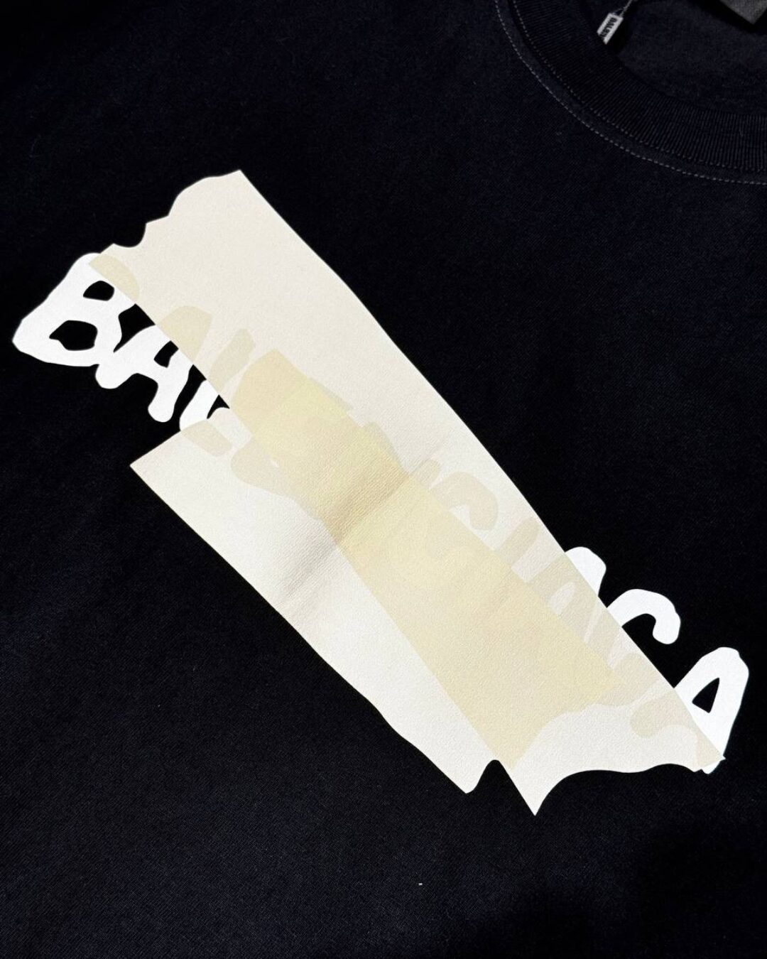 Футболка Balenciaga — изображение 6