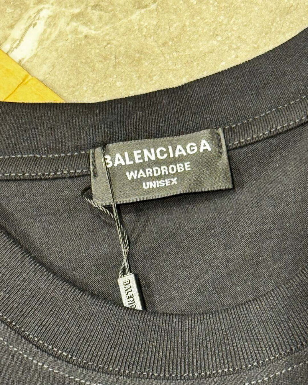 Футболка Balenciaga — изображение 7