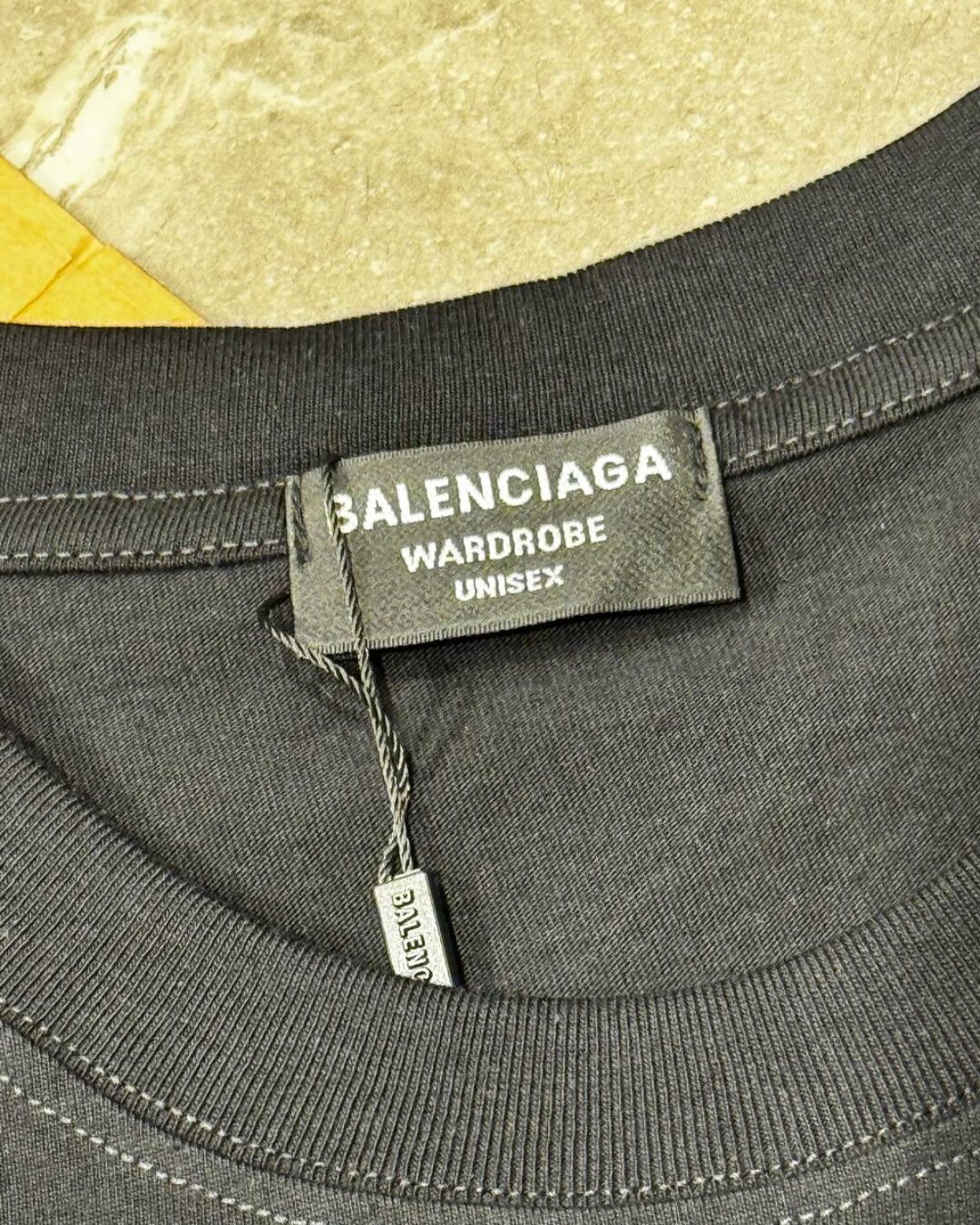 Футболка Balenciaga — изображение 7